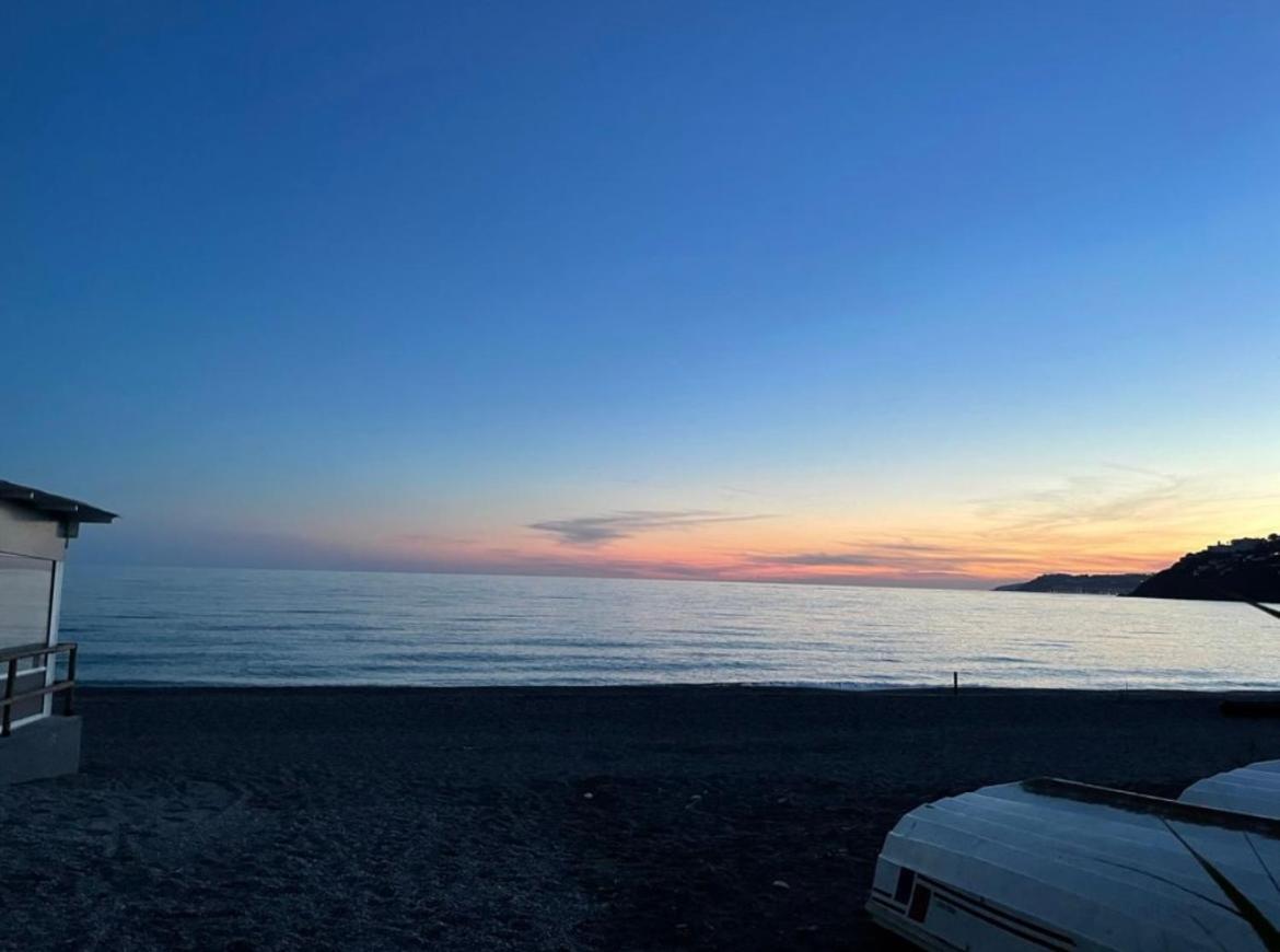 Apartamento Playa De La Guardia ซาโลเบรญา ภายนอก รูปภาพ